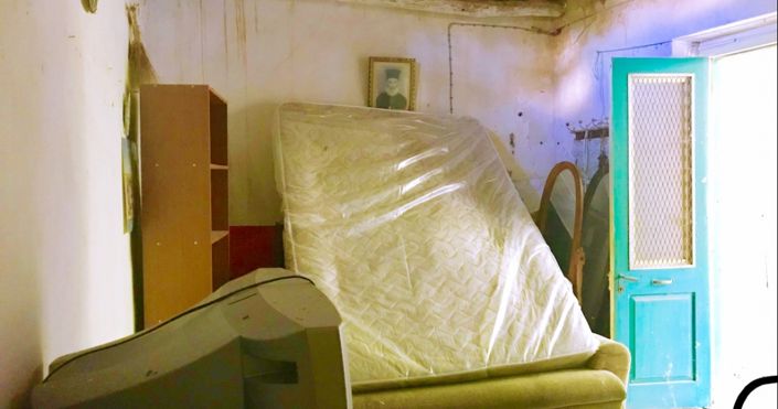 Image No.18-7 Bed House for sale