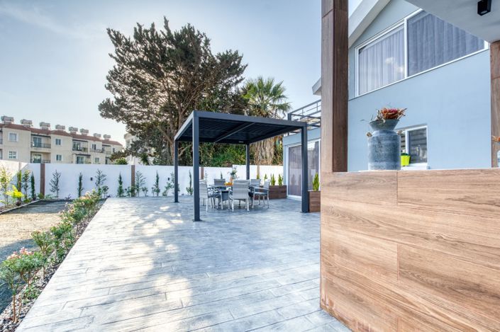 Image No.14-3 Bed House for sale