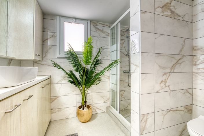 Image No.19-3 Bed House for sale