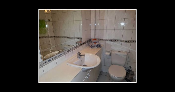 Image No.12-2 Bed Apartment for sale