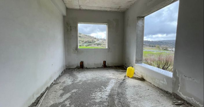 Image No.13-3 Bed House for sale