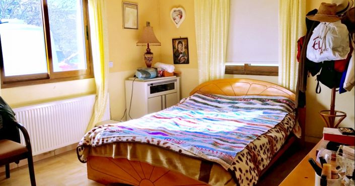 Image No.14-3 Bed House for sale