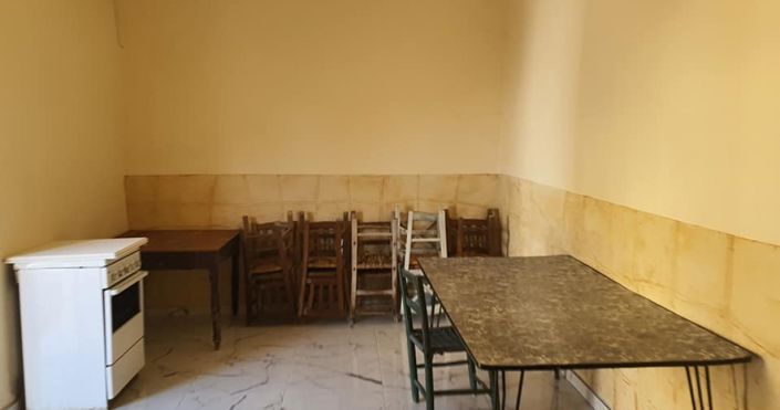 Image No.13-3 Bed House for sale