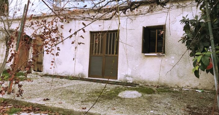 Image No.2-Maison de 3 chambres à vendre à Tsada