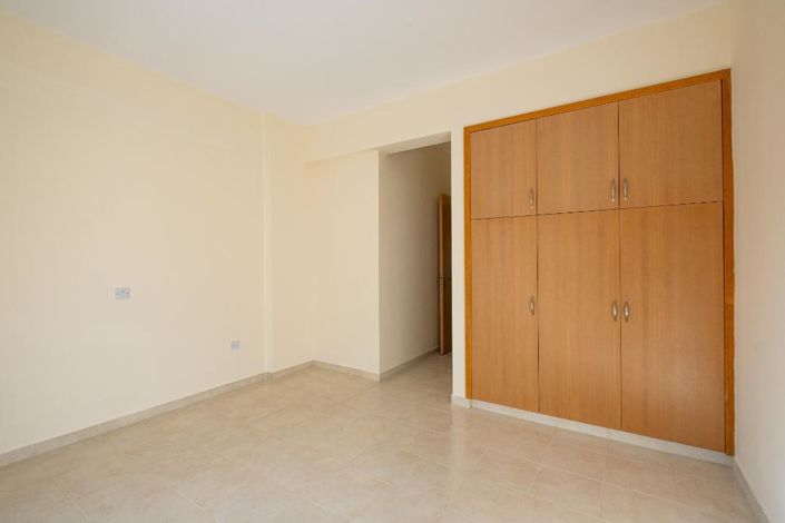Image No.11-2 Bed House for sale