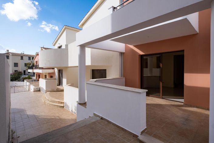 Image No.3-2 Bed House for sale