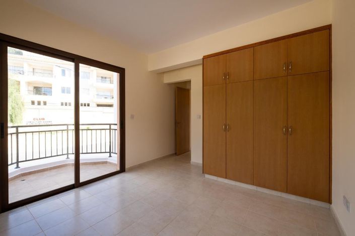 Image No.10-3 Bed House for sale