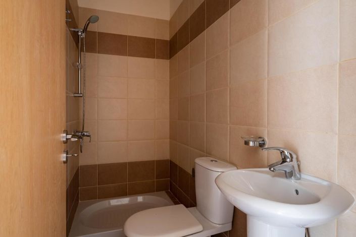 Image No.13-3 Bed House for sale