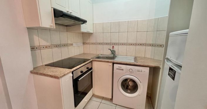 Image No.10-1 Bed Apartment for sale