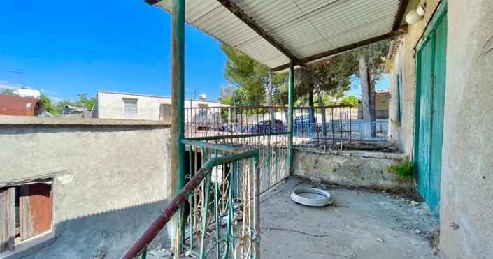 Image No.4-2 Bed House for sale