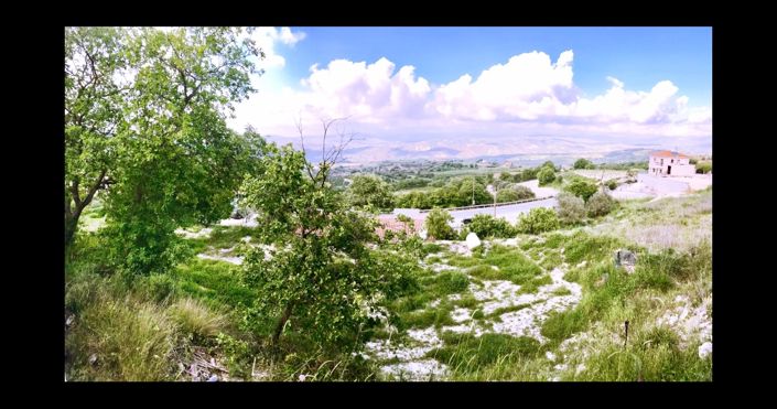 Image No.10-5 Bed House for sale