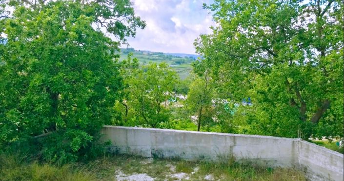 Image No.6-5 Bed House for sale