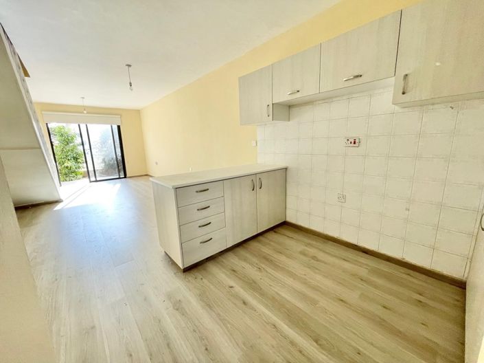 Image No.3-2 Bed House for sale