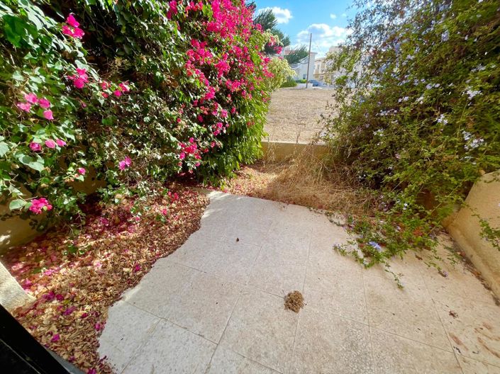 Image No.7-2 Bed House for sale