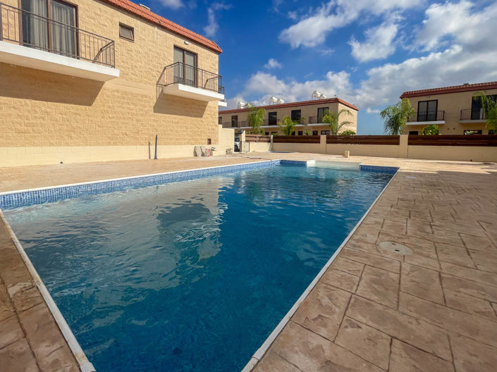 Image No.38-2 Bed House for sale