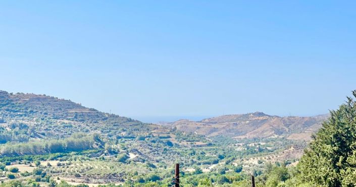 Image No.2-4 Bed House for sale