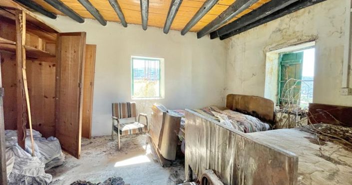 Image No.5-4 Bed House for sale