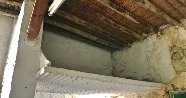 Image No.5-2 Bed House for sale