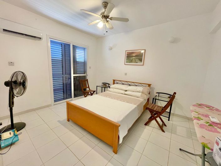 Image No.10-3 Bed House for sale