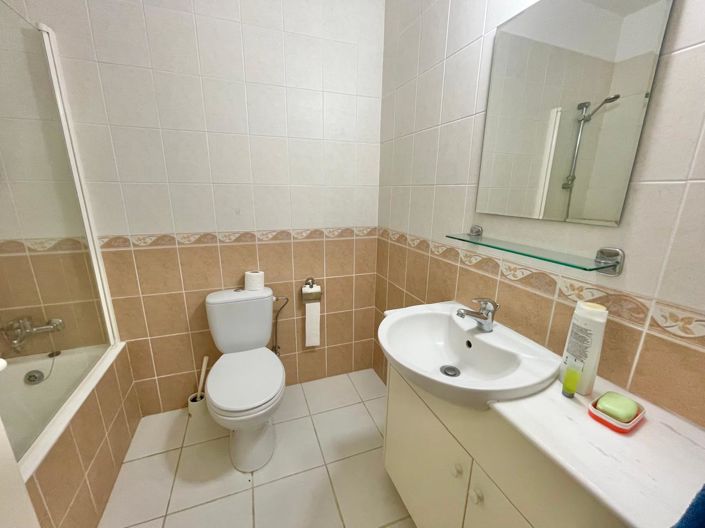 Image No.12-3 Bed House for sale