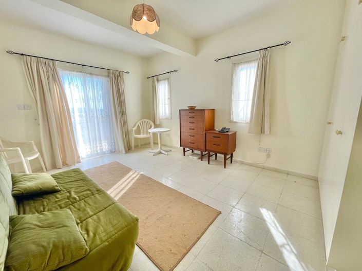 Image No.15-3 Bed House for sale