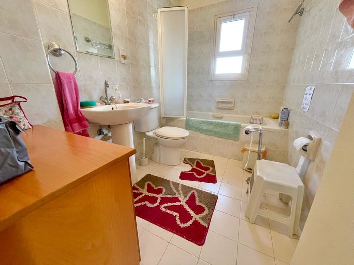 Image No.45-3 Bed House for sale