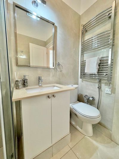 Image No.17-3 Bed House for sale