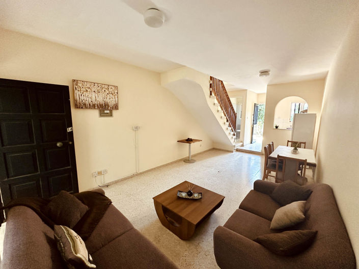 Image No.12-2 Bed House for sale