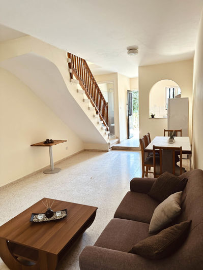 Image No.15-2 Bed House for sale