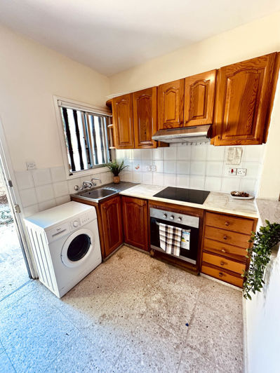 Image No.24-2 Bed House for sale