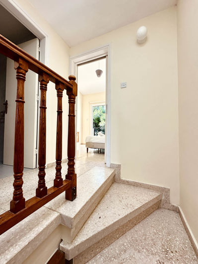 Image No.26-2 Bed House for sale