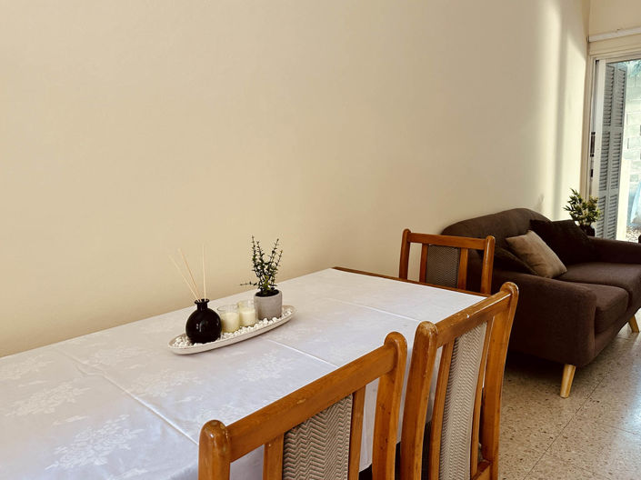 Image No.27-2 Bed House for sale