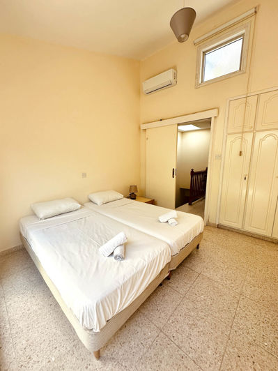 Image No.31-2 Bed House for sale