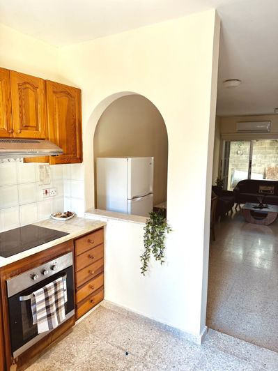 Image No.5-2 Bed House for sale