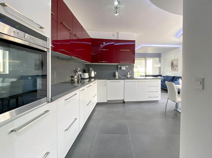 Image No.9-2 Bed Apartment for sale