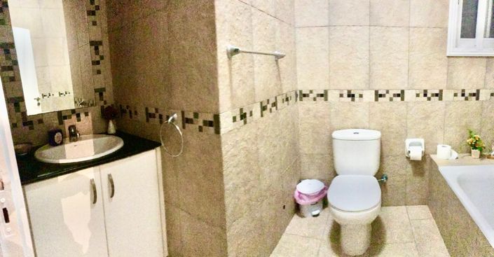 Image No.6-3 Bed House for sale
