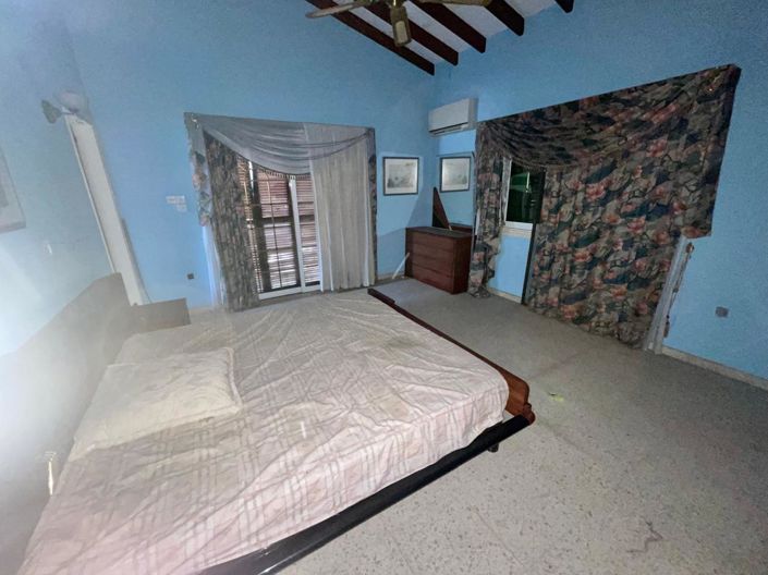 Image No.10-2 Bed House for sale