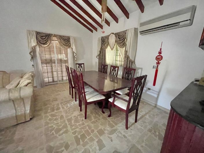 Image No.4-2 Bed House for sale