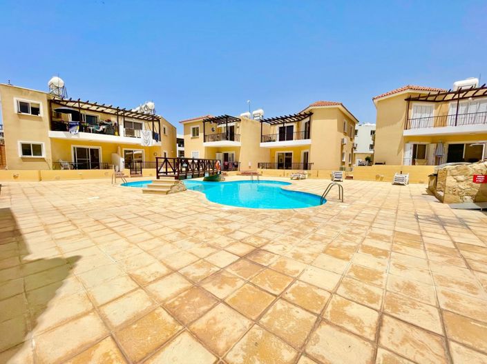 Image No.2-4 Bed House for sale