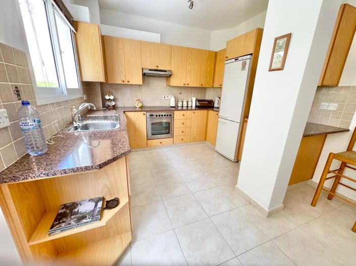 Image No.6-4 Bed House for sale