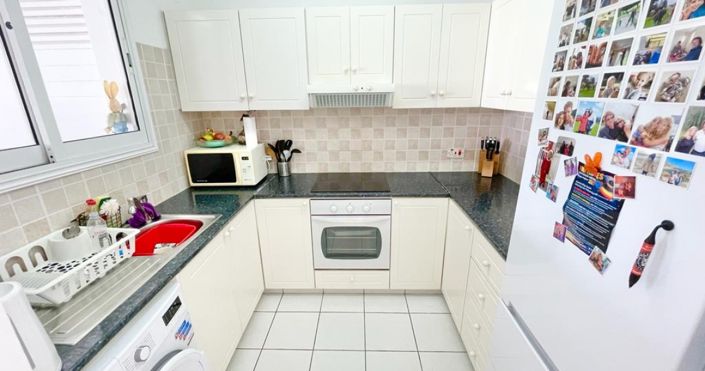 Image No.3-3 Bed Apartment for sale