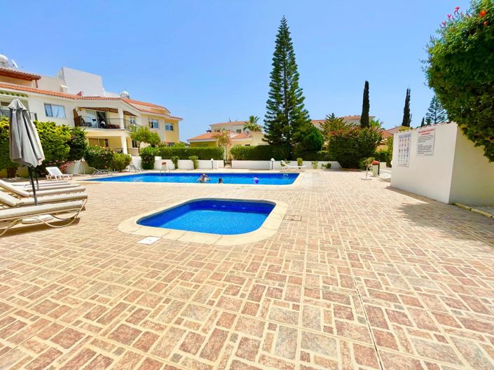 Image No.3-3 Bed House for sale