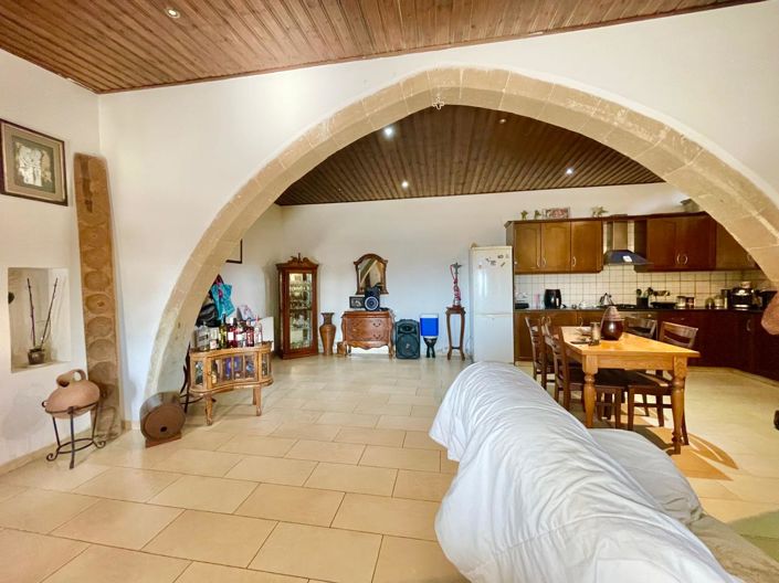 Image No.7-3 Bed House for sale