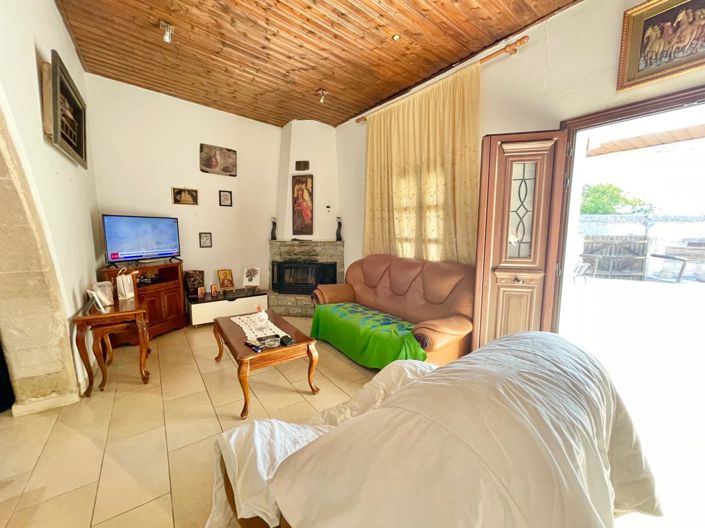 Image No.8-3 Bed House for sale