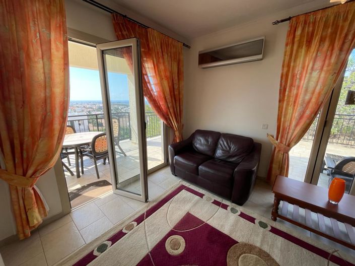 Image No.10-3 Bed House for sale