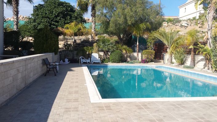 Image No.2-3 Bed House for sale