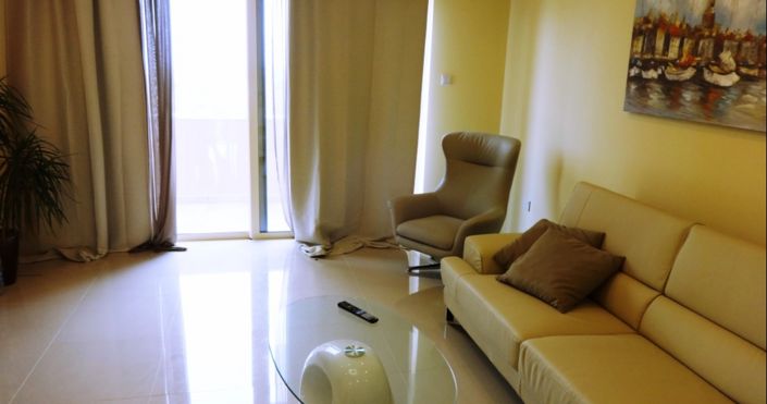 Image No.30-2 Bed House for sale