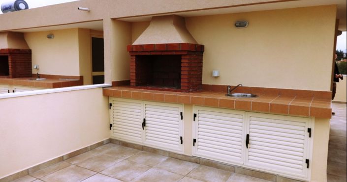 Image No.7-2 Bed House for sale