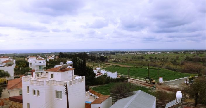 Image No.9-2 Bed House for sale