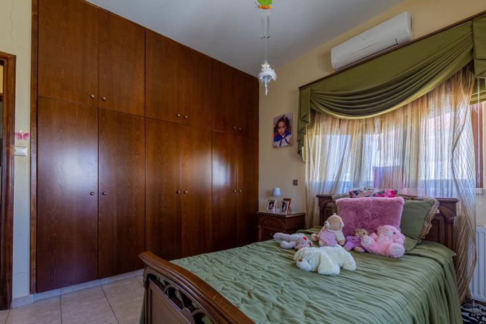 Image No.25-3 Bed House for sale